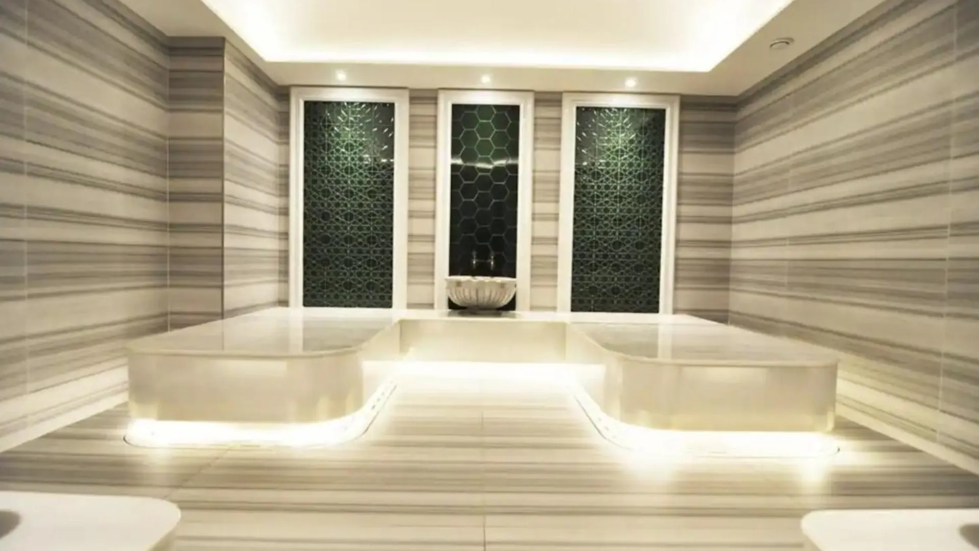 Gorgeous 4Bd2Bath Bright Airy Penthouse! #355 Villa Istanbul Turkey